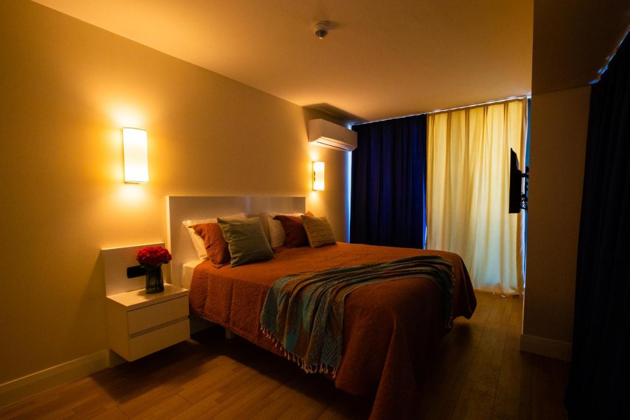 G-Point City Beach Batumi Ngoại thất bức ảnh